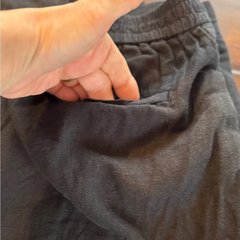 Banana Republic Wide Leg Cropped Elegant Black Pants- Size XS